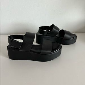 Steve Madden Black Platform Sandal